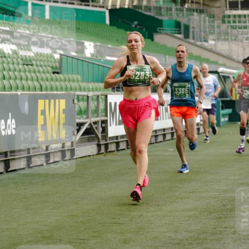 13.09.2026 - 21. swb-Marathon Bremen Michael Burmester http://msf.ph/oto/10445104 13.09.2026 12:45:43 Laufen im Stadion 195, 280, 339, 474, 493, 508, 567, 681, 697, 715, 788, 1017, 1034, 1181, 1241, 1264, 1277, 1301, 1335, 1696, 1863, 1937, 1975, 2020, 2084, 2087, 2297, 2889, 3092, 3271, 3609, 4110, 4118, 4157, 4328, 5024, 5092, 5238, 5283, 5674, 5719, 5996, 6918, 6973, 7206, 7265, 7336, 7478, 7715, 8028, 8054, 8096, 8319, 8325, 8331, 8670, 8701, 8756, 8936, 9070, 9129, 9273, 9306, 9495, 9583, 9642, 13063, 13168, 13237, 439, 1411, 1667, 1822, 1850 meine-sportfotos.de