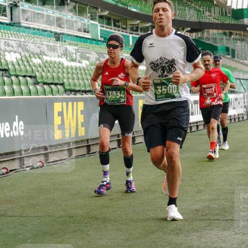 13.09.2026 - 21. swb-Marathon Bremen Michael Burmester http://msf.ph/oto/10445244 13.09.2026 12:45:48 Laufen im Stadion 195, 280, 339, 474, 493, 508, 538, 567, 604, 697, 715, 788, 1017, 1034, 1181, 1241, 1264, 1277, 1301, 1335, 1696, 1863, 1937, 1975, 2020, 2084, 2087, 2297, 2809, 2889, 3092, 3271, 3609, 4110, 4118, 4157, 4328, 5024, 5092, 5238, 5283, 5674, 5719, 5996, 6918, 7206, 7265, 7336, 7478, 7715, 8054, 8096, 8319, 8325, 8331, 8670, 8701, 8756, 8936, 9070, 9129, 9273, 9306, 9495, 9583, 9642, 13034, 13168, 439, 1411, 1667, 1822, 1850 meine-sportfotos.de