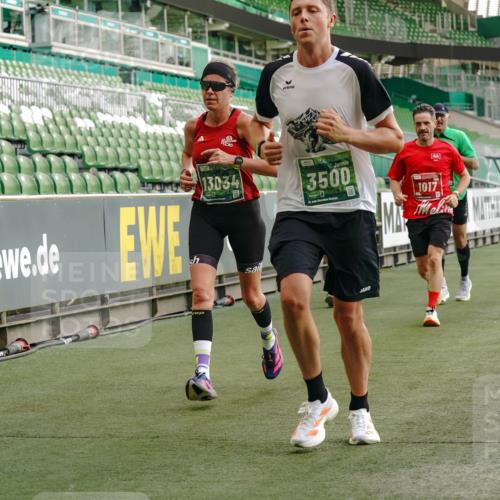 13.09.2026 - 21. swb-Marathon Bremen Michael Burmester http://msf.ph/oto/10445259 13.09.2026 12:45:48 Laufen im Stadion 195, 280, 339, 474, 493, 508, 538, 567, 604, 697, 715, 788, 1017, 1034, 1181, 1241, 1264, 1277, 1301, 1335, 1696, 1863, 1937, 1975, 2020, 2084, 2087, 2297, 2809, 2889, 3092, 3271, 3609, 4110, 4118, 4157, 4328, 5024, 5092, 5238, 5283, 5674, 5719, 5996, 6918, 7206, 7265, 7336, 7478, 7715, 8054, 8096, 8319, 8325, 8331, 8670, 8701, 8756, 8936, 9070, 9129, 9273, 9306, 9495, 9583, 9642, 13034, 13168, 439, 1411, 1667, 1822, 1850 meine-sportfotos.de