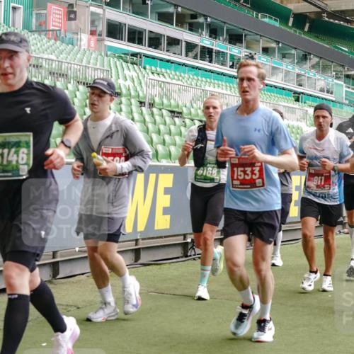 13.09.2026 - 21. swb-Marathon Bremen Michael Burmester http://msf.ph/oto/10445336 13.09.2026 13:07:57 Laufen im Stadion 132, 156, 310, 372, 489, 551, 607, 682, 716, 800, 808, 809, 831, 834, 846, 884, 911, 922, 1083, 1124, 1173, 1189, 1205, 1210, 1285, 1289, 1322, 1364, 1369, 1387, 1395, 1437, 1532, 1545, 1559, 1600, 1688, 1831, 1841, 1848, 1854, 1871, 1899, 1926, 1938, 2003, 2041, 2070, 2090, 2215, 2219, 2229, 2283, 2318, 2366, 2380, 2405, 2440, 2467, 2492, 2565, 2611, 2635, 2699, 2707, 2721, 2727, 2731, 2755, 2782, 2802, 2818, 2831, 2841, 2866, 2897, 2911, 2930, 2949, 2960 meine-sportfotos.de