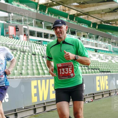 13.09.2026 - 21. swb-Marathon Bremen Michael Burmester http://msf.ph/oto/10445360 13.09.2026 12:45:52 Laufen im Stadion 195, 280, 339, 474, 493, 508, 538, 567, 604, 697, 715, 788, 1017, 1034, 1181, 1241, 1264, 1277, 1301, 1335, 1696, 1863, 1937, 1975, 2020, 2084, 2087, 2297, 2809, 2889, 3092, 3271, 3609, 4110, 4157, 4236, 4328, 5024, 5092, 5238, 5283, 5674, 5719, 5996, 6918, 7206, 7265, 7336, 7478, 7715, 8054, 8096, 8319, 8325, 8331, 8670, 8701, 8756, 8936, 9070, 9129, 9273, 9306, 9495, 9544, 9583, 9642, 13034, 13168, 439, 1411, 1667, 1822, 1850 meine-sportfotos.de