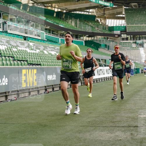 13.09.2026 - 21. swb-Marathon Bremen Michael Burmester http://msf.ph/oto/10446024 13.09.2026 12:46:21 Laufen im Stadion 195, 280, 474, 508, 538, 567, 604, 697, 788, 868, 1017, 1034, 1181, 1241, 1277, 1554, 1863, 1937, 2020, 2021, 2084, 2087, 2297, 2538, 2809, 2889, 3092, 3196, 3271, 3424, 3520, 3609, 4110, 4157, 4236, 4777, 4808, 5024, 5092, 5238, 5283, 5674, 5719, 5725, 6053, 6686, 6815, 6918, 7102, 7336, 7478, 7814, 7871, 8054, 8096, 8319, 8325, 8331, 8334, 8670, 8701, 8756, 8936, 8983, 9070, 9129, 9273, 9306, 9495, 9544, 9583, 9642, 9813, 13034, 439, 1667, 1850 meine-sportfotos.de