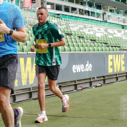 13.09.2026 - 21. swb-Marathon Bremen Michael Burmester http://msf.ph/oto/10446049 13.09.2026 10:29:26 Laufen im Stadion 10162, 10170, 10183, 10189, 10193, 10200, 10218, 10233, 10253, 10267, 10270, 10294, 10316, 10329, 10334, 10348, 10381, 10392, 10421, 10426, 10452, 10467, 10508, 10525, 10537, 10538, 10544, 10585, 10652, 10655, 10709, 10734, 10739, 10761, 10763, 10764, 10770, 10808, 10814, 10825, 10827, 10835, 10840, 10876, 10887, 10906, 10910, 10923, 10966, 10993, 11002, 11005, 11007, 11018, 11035, 11058, 11087, 11092, 11109, 11170 meine-sportfotos.de