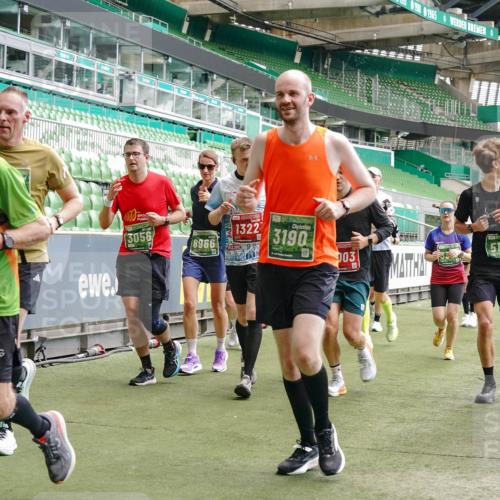 13.09.2026 - 21. swb-Marathon Bremen Michael Burmester http://msf.ph/oto/10446074 13.09.2026 13:08:08 Laufen im Stadion 132, 156, 489, 551, 607, 682, 716, 800, 808, 809, 831, 834, 846, 884, 911, 922, 1025, 1124, 1173, 1189, 1210, 1285, 1289, 1322, 1364, 1369, 1387, 1395, 1398, 1532, 1559, 1600, 1688, 1831, 1841, 1854, 1871, 1899, 1926, 1938, 2003, 2041, 2070, 2090, 2215, 2219, 2229, 2283, 2318, 2366, 2380, 2405, 2413, 2440, 2467, 2492, 2565, 2611, 2635, 2699, 2707, 2721, 2727, 2731, 2755, 2782, 2802, 2818, 2823, 2831, 2841, 2866, 2897, 2911, 2930, 2949, 2960 meine-sportfotos.de