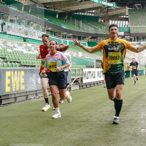 13.09.2026 - 21. swb-Marathon Bremen Michael Burmester http://msf.ph/oto/10446188 13.09.2026 10:29:29 Laufen im Stadion 10162, 10170, 10183, 10193, 10200, 10218, 10233, 10253, 10267, 10270, 10294, 10316, 10329, 10334, 10348, 10381, 10392, 10421, 10426, 10452, 10467, 10508, 10525, 10537, 10538, 10544, 10585, 10652, 10655, 10709, 10734, 10739, 10761, 10763, 10764, 10770, 10808, 10814, 10825, 10827, 10835, 10840, 10876, 10887, 10906, 10910, 10923, 10966, 10993, 11002, 11005, 11007, 11018, 11035, 11058, 11087, 11092, 11109, 11170 meine-sportfotos.de