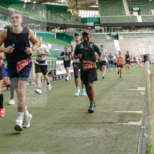 13.09.2026 - 21. swb-Marathon Bremen Michael Burmester http://msf.ph/oto/10446405 13.09.2026 12:46:33 Laufen im Stadion 195, 280, 474, 508, 538, 567, 604, 697, 788, 868, 1017, 1034, 1181, 1241, 1277, 1554, 1863, 2020, 2021, 2084, 2087, 2297, 2538, 2646, 2809, 2889, 3118, 3196, 3271, 3284, 3424, 3520, 4025, 4110, 4157, 4236, 4239, 4729, 4777, 4808, 5024, 5092, 5238, 5283, 5674, 5719, 5725, 5976, 6053, 6686, 6815, 6918, 7102, 7336, 7478, 7814, 7871, 8054, 8096, 8319, 8325, 8331, 8334, 8670, 8701, 8756, 8936, 8983, 9061, 9070, 9129, 9273, 9306, 9495, 9544, 9642, 9813, 9918, 13034, 439 meine-sportfotos.de