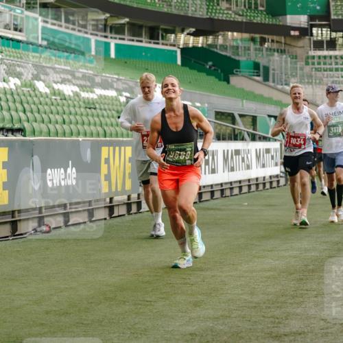 13.09.2026 - 21. swb-Marathon Bremen Michael Burmester http://msf.ph/oto/10447159 13.09.2026 12:46:54 Laufen im Stadion 195, 538, 567, 604, 621, 697, 868, 1017, 1034, 1181, 1241, 1277, 1554, 1863, 2021, 2084, 2087, 2266, 2297, 2538, 2646, 2809, 2889, 3118, 3196, 3284, 3297, 3424, 3520, 3794, 4025, 4110, 4157, 4236, 4239, 4614, 4729, 4777, 4808, 4992, 5024, 5238, 5283, 5674, 5719, 5725, 5803, 5976, 6053, 6686, 6708, 6784, 6815, 6918, 7102, 7336, 7538, 7814, 7871, 8060, 8319, 8325, 8331, 8334, 8621, 8670, 8701, 8756, 8936, 8980, 8983, 9061, 9273, 9495, 9544, 9689, 9813, 9918, 13034, 439 meine-sportfotos.de