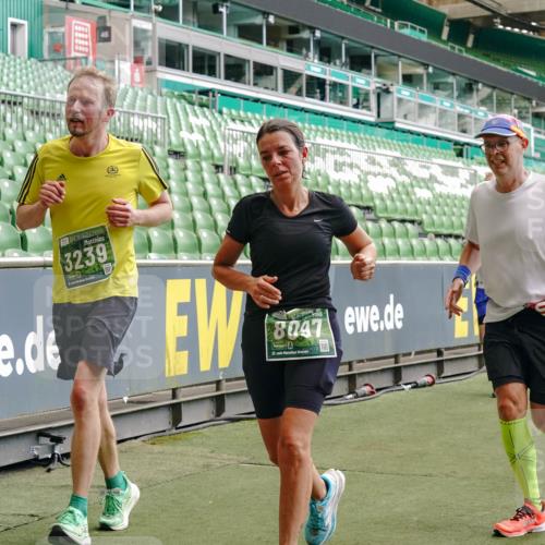 13.09.2026 - 21. swb-Marathon Bremen Michael Burmester http://msf.ph/oto/10447243 13.09.2026 13:08:28 Laufen im Stadion 132, 156, 489, 549, 551, 563, 607, 625, 682, 716, 800, 808, 809, 813, 834, 846, 884, 911, 922, 1025, 1072, 1124, 1150, 1173, 1189, 1210, 1285, 1289, 1322, 1364, 1387, 1395, 1398, 1532, 1559, 1600, 1688, 1831, 1841, 1854, 1880, 1899, 1926, 1938, 2003, 2041, 2070, 2208, 2215, 2219, 2229, 2243, 2283, 2318, 2366, 2380, 2405, 2413, 2429, 2441, 2467, 2492, 2565, 2611, 2635, 2692, 2721, 2727, 2731, 2755, 2782, 2802, 2823, 2831, 2841, 2866, 2897, 2911, 2930, 2941, 2949, 2960, 3327 meine-sportfotos.de
