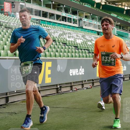13.09.2026 - 21. swb-Marathon Bremen Michael Burmester http://msf.ph/oto/10447423 13.09.2026 12:47:00 Laufen im Stadion 195, 538, 567, 604, 621, 697, 868, 1017, 1034, 1181, 1241, 1277, 1554, 1863, 2021, 2084, 2087, 2266, 2297, 2538, 2646, 2809, 2889, 2956, 3118, 3196, 3242, 3284, 3297, 3424, 3520, 3794, 4025, 4157, 4236, 4239, 4614, 4729, 4777, 4808, 4992, 5024, 5238, 5283, 5674, 5719, 5725, 5803, 5976, 6053, 6686, 6708, 6784, 6815, 7102, 7336, 7538, 7814, 7871, 8060, 8319, 8325, 8331, 8334, 8611, 8621, 8670, 8701, 8756, 8936, 8980, 8983, 9061, 9273, 9495, 9544, 9689, 9813, 9918, 13034, 439 meine-sportfotos.de
