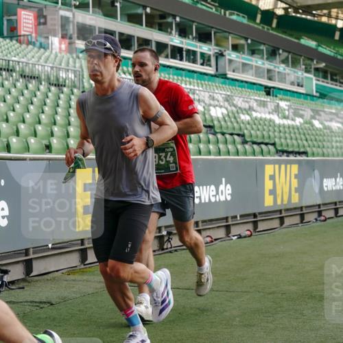 13.09.2026 - 21. swb-Marathon Bremen Michael Burmester http://msf.ph/oto/10447436 13.09.2026 12:47:01 Laufen im Stadion 195, 538, 567, 604, 621, 697, 868, 1017, 1034, 1181, 1241, 1554, 1863, 2021, 2084, 2087, 2266, 2297, 2538, 2646, 2809, 2889, 2956, 3118, 3196, 3242, 3284, 3297, 3424, 3520, 3794, 4025, 4157, 4236, 4239, 4614, 4729, 4777, 4808, 4992, 5024, 5238, 5283, 5674, 5719, 5725, 5803, 5976, 6053, 6686, 6708, 6784, 6815, 7102, 7336, 7538, 7814, 7871, 8060, 8319, 8325, 8331, 8334, 8611, 8621, 8670, 8701, 8756, 8936, 8980, 8983, 9061, 9273, 9495, 9544, 9689, 9813, 9918, 13034, 439 meine-sportfotos.de