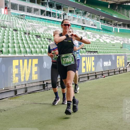 13.09.2026 - 21. swb-Marathon Bremen Michael Burmester http://msf.ph/oto/10447561 13.09.2026 13:08:34 Laufen im Stadion 132, 156, 383, 489, 549, 551, 563, 607, 625, 682, 800, 808, 809, 813, 834, 846, 884, 911, 1025, 1072, 1124, 1150, 1173, 1189, 1210, 1285, 1289, 1322, 1364, 1387, 1395, 1398, 1532, 1559, 1600, 1688, 1831, 1841, 1854, 1880, 1899, 1926, 2003, 2041, 2070, 2208, 2215, 2229, 2243, 2283, 2318, 2366, 2380, 2405, 2413, 2429, 2441, 2467, 2492, 2565, 2611, 2635, 2692, 2727, 2731, 2755, 2782, 2802, 2823, 2831, 2841, 2866, 2897, 2911, 2930, 2931, 2941, 2949, 2960, 3327, 3437 meine-sportfotos.de