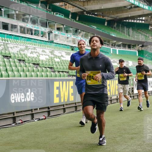 13.09.2026 - 21. swb-Marathon Bremen Michael Burmester http://msf.ph/oto/10447658 13.09.2026 10:29:59 Laufen im Stadion 10162, 10170, 10174, 10183, 10193, 10200, 10218, 10233, 10253, 10267, 10281, 10304, 10334, 10339, 10348, 10359, 10381, 10392, 10421, 10426, 10452, 10467, 10515, 10525, 10537, 10585, 10588, 10641, 10652, 10714, 10734, 10739, 10761, 10763, 10764, 10765, 10780, 10808, 10825, 10827, 10835, 10837, 10840, 10862, 10863, 10876, 10884, 10886, 10887, 10906, 10910, 10923, 10966, 10984, 11002, 11005, 11007, 11018, 11035, 11038, 11109 meine-sportfotos.de