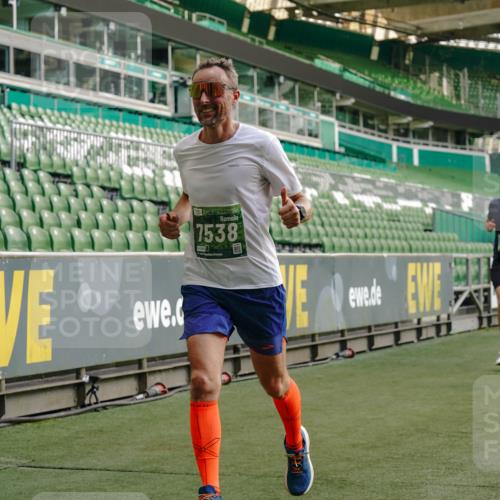 13.09.2026 - 21. swb-Marathon Bremen Michael Burmester http://msf.ph/oto/10447732 13.09.2026 12:47:11 Laufen im Stadion 195, 384, 538, 567, 604, 621, 697, 868, 1034, 1181, 1241, 1554, 1863, 2021, 2084, 2087, 2266, 2297, 2538, 2646, 2809, 2889, 2956, 3118, 3196, 3242, 3284, 3297, 3424, 3466, 3520, 3794, 4025, 4236, 4239, 4614, 4729, 4777, 4808, 4992, 5024, 5238, 5283, 5674, 5719, 5725, 5803, 5976, 6025, 6053, 6686, 6708, 6784, 6815, 7102, 7336, 7538, 7814, 7871, 8060, 8319, 8325, 8331, 8334, 8611, 8621, 8670, 8701, 8756, 8980, 8983, 9061, 9273, 9495, 9544, 9689, 9813, 9918, 13034, 439 meine-sportfotos.de