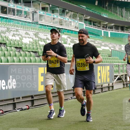 13.09.2026 - 21. swb-Marathon Bremen Michael Burmester http://msf.ph/oto/10447747 13.09.2026 10:30:01 Laufen im Stadion 10162, 10170, 10174, 10183, 10193, 10200, 10218, 10233, 10253, 10267, 10281, 10304, 10334, 10339, 10348, 10359, 10381, 10392, 10421, 10426, 10452, 10467, 10515, 10525, 10537, 10585, 10588, 10641, 10652, 10714, 10734, 10739, 10761, 10763, 10764, 10765, 10780, 10808, 10825, 10827, 10835, 10837, 10840, 10862, 10863, 10876, 10884, 10886, 10887, 10906, 10910, 10923, 10966, 10984, 11002, 11005, 11007, 11018, 11035, 11038, 11109 meine-sportfotos.de