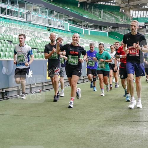13.09.2026 - 21. swb-Marathon Bremen Michael Burmester http://msf.ph/oto/10447755 13.09.2026 13:08:38 Laufen im Stadion 132, 383, 489, 532, 549, 551, 563, 607, 625, 682, 800, 808, 809, 813, 834, 846, 884, 911, 1025, 1072, 1124, 1150, 1173, 1189, 1210, 1285, 1289, 1322, 1364, 1387, 1395, 1398, 1532, 1559, 1600, 1688, 1831, 1841, 1854, 1880, 1899, 1926, 2003, 2041, 2070, 2208, 2215, 2229, 2243, 2283, 2366, 2380, 2405, 2413, 2429, 2441, 2467, 2492, 2565, 2611, 2635, 2692, 2727, 2731, 2755, 2782, 2802, 2823, 2831, 2841, 2866, 2897, 2930, 2931, 2941, 2949, 3327, 3437 meine-sportfotos.de