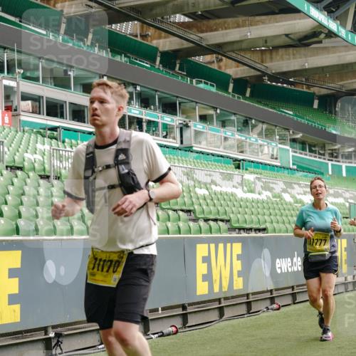 13.09.2026 - 21. swb-Marathon Bremen Michael Burmester http://msf.ph/oto/10448015 13.09.2026 10:30:08 Laufen im Stadion 10162, 10170, 10174, 10183, 10193, 10200, 10218, 10227, 10233, 10253, 10267, 10281, 10304, 10334, 10339, 10348, 10359, 10381, 10392, 10421, 10426, 10448, 10452, 10467, 10515, 10525, 10537, 10585, 10588, 10641, 10652, 10714, 10734, 10739, 10757, 10761, 10763, 10764, 10765, 10780, 10808, 10821, 10822, 10825, 10827, 10837, 10838, 10840, 10862, 10863, 10876, 10884, 10886, 10887, 10906, 10910, 10923, 10966, 10984, 11002, 11007, 11018, 11038, 11109 meine-sportfotos.de