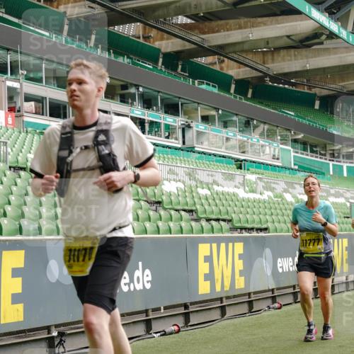 13.09.2026 - 21. swb-Marathon Bremen Michael Burmester http://msf.ph/oto/10448034 13.09.2026 10:30:08 Laufen im Stadion 10162, 10170, 10174, 10183, 10193, 10200, 10218, 10227, 10233, 10253, 10267, 10281, 10304, 10334, 10339, 10348, 10359, 10381, 10392, 10421, 10426, 10448, 10452, 10467, 10515, 10525, 10537, 10585, 10588, 10641, 10652, 10714, 10734, 10739, 10757, 10761, 10763, 10764, 10765, 10780, 10808, 10821, 10822, 10825, 10827, 10837, 10838, 10840, 10862, 10863, 10876, 10884, 10886, 10887, 10906, 10910, 10923, 10966, 10984, 11002, 11007, 11018, 11038, 11109 meine-sportfotos.de