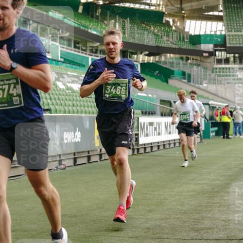 13.09.2026 - 21. swb-Marathon Bremen Michael Burmester http://msf.ph/oto/10448221 13.09.2026 12:47:29 Laufen im Stadion 382, 384, 538, 567, 604, 621, 697, 868, 889, 1034, 1181, 1554, 1872, 2021, 2087, 2266, 2538, 2646, 2809, 2956, 3118, 3196, 3242, 3284, 3297, 3424, 3466, 3520, 3794, 3910, 4025, 4236, 4239, 4614, 4712, 4729, 4777, 4808, 4992, 5024, 5238, 5283, 5674, 5725, 5803, 5976, 6025, 6053, 6058, 6686, 6708, 6784, 6815, 7102, 7399, 7538, 7803, 7814, 7871, 8060, 8334, 8611, 8621, 8670, 8701, 8706, 8980, 8981, 8983, 9010, 9061, 9495, 9544, 9689, 9813, 9918, 13034 meine-sportfotos.de
