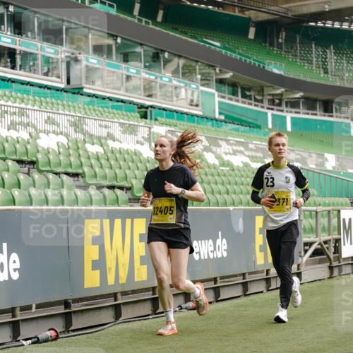 13.09.2026 - 21. swb-Marathon Bremen Michael Burmester http://msf.ph/oto/10448298 13.09.2026 10:30:15 Laufen im Stadion 10162, 10170, 10174, 10183, 10193, 10200, 10218, 10227, 10233, 10253, 10281, 10304, 10334, 10339, 10348, 10359, 10381, 10392, 10426, 10448, 10452, 10467, 10515, 10525, 10537, 10585, 10588, 10641, 10652, 10714, 10734, 10757, 10761, 10763, 10764, 10765, 10780, 10808, 10821, 10822, 10825, 10827, 10837, 10838, 10840, 10862, 10863, 10876, 10884, 10886, 10887, 10906, 10966, 10984, 11002, 11007, 11018, 11038, 11109, 11350, 11379 meine-sportfotos.de