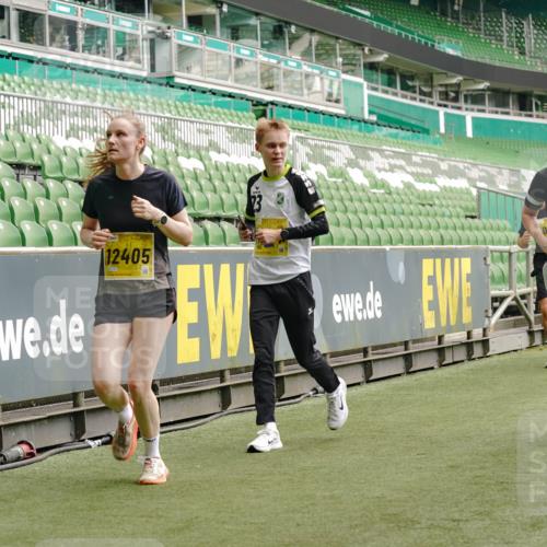 13.09.2026 - 21. swb-Marathon Bremen Michael Burmester http://msf.ph/oto/10448326 13.09.2026 10:30:16 Laufen im Stadion 10141, 10162, 10170, 10174, 10183, 10193, 10200, 10218, 10227, 10233, 10253, 10281, 10304, 10334, 10339, 10348, 10359, 10381, 10392, 10426, 10448, 10452, 10467, 10515, 10537, 10585, 10588, 10641, 10652, 10714, 10734, 10757, 10761, 10763, 10764, 10765, 10780, 10808, 10821, 10822, 10825, 10827, 10837, 10838, 10840, 10862, 10863, 10884, 10886, 10887, 10906, 10966, 10984, 11002, 11007, 11018, 11038, 11109, 11350, 11379 meine-sportfotos.de