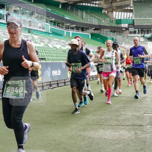 13.09.2026 - 21. swb-Marathon Bremen Michael Burmester http://msf.ph/oto/10448537 13.09.2026 13:08:52 Laufen im Stadion 383, 391, 489, 532, 549, 551, 563, 625, 682, 800, 808, 809, 813, 884, 898, 911, 1025, 1072, 1124, 1150, 1173, 1210, 1285, 1289, 1322, 1364, 1395, 1398, 1532, 1559, 1688, 1831, 1854, 1880, 1899, 2003, 2041, 2208, 2215, 2229, 2243, 2283, 2366, 2380, 2405, 2413, 2429, 2441, 2467, 2471, 2492, 2525, 2565, 2611, 2635, 2692, 2727, 2782, 2802, 2823, 2831, 2841, 2866, 2897, 2930, 2931, 2941, 2949, 3032, 3316, 3327, 3333, 3398, 3437, 3707, 3769, 109 meine-sportfotos.de