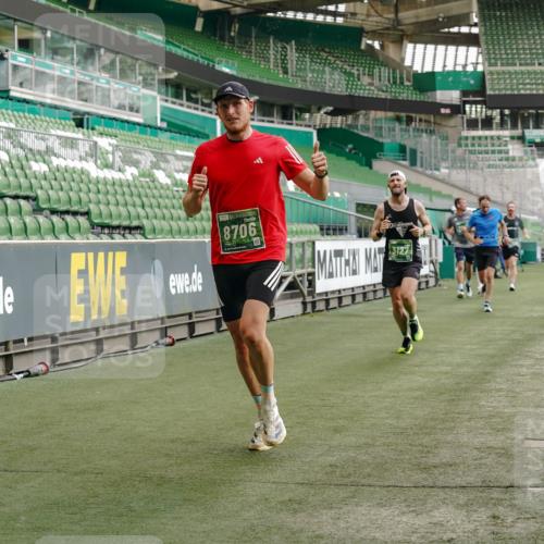 13.09.2026 - 21. swb-Marathon Bremen Michael Burmester http://msf.ph/oto/10448693 13.09.2026 12:47:56 Laufen im Stadion 382, 384, 538, 604, 621, 826, 868, 889, 1349, 1554, 1872, 1925, 2021, 2266, 2538, 2605, 2646, 2809, 2844, 2956, 3110, 3118, 3127, 3196, 3242, 3284, 3297, 3424, 3466, 3520, 3794, 3910, 4025, 4236, 4239, 4614, 4712, 4729, 4777, 4808, 4992, 5725, 5803, 5976, 6025, 6053, 6058, 6686, 6708, 6784, 6815, 6951, 7064, 7102, 7399, 7538, 7636, 7803, 7814, 7871, 8060, 8334, 8611, 8621, 8706, 8877, 8973, 8980, 8981, 8983, 9010, 9061, 9429, 9544, 9689, 9813, 9918, 13034 meine-sportfotos.de