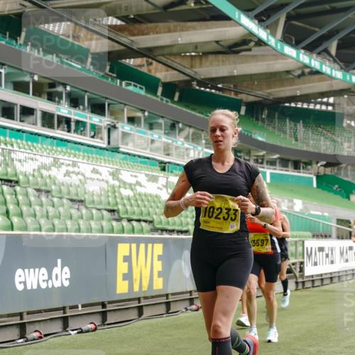 13.09.2026 - 21. swb-Marathon Bremen Michael Burmester http://msf.ph/oto/10448699 13.09.2026 10:30:26 Laufen im Stadion 10141, 10162, 10174, 10183, 10193, 10200, 10218, 10227, 10233, 10253, 10281, 10284, 10304, 10334, 10339, 10359, 10381, 10392, 10426, 10448, 10452, 10467, 10515, 10537, 10577, 10585, 10588, 10641, 10652, 10684, 10685, 10714, 10734, 10757, 10761, 10763, 10764, 10765, 10780, 10808, 10821, 10822, 10825, 10827, 10837, 10838, 10840, 10862, 10863, 10884, 10886, 10887, 10906, 10966, 10984, 11002, 11038, 11109, 11350, 11379 meine-sportfotos.de