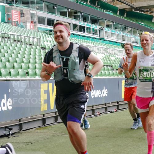13.09.2026 - 21. swb-Marathon Bremen Michael Burmester http://msf.ph/oto/10448734 13.09.2026 13:08:54 Laufen im Stadion 383, 391, 532, 549, 551, 563, 625, 682, 800, 808, 809, 813, 884, 898, 911, 1025, 1072, 1124, 1150, 1173, 1210, 1285, 1289, 1322, 1364, 1395, 1398, 1532, 1559, 1688, 1831, 1854, 1880, 1899, 2003, 2041, 2208, 2215, 2229, 2243, 2366, 2380, 2405, 2413, 2429, 2441, 2467, 2471, 2492, 2525, 2565, 2611, 2635, 2692, 2727, 2782, 2802, 2823, 2831, 2841, 2866, 2897, 2930, 2931, 2941, 2949, 3032, 3316, 3327, 3333, 3398, 3437, 3707, 3769, 109 meine-sportfotos.de