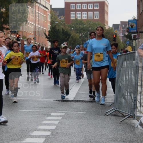 13.09.2026 - Kiel Lauf Markus Tischler http://msf.ph/oto/10448930 13.09.2026 08:55:15 Fleethörn 613, 74, 1027, 143, 11795, 10934, 234, 9930 meine-sportfotos.de