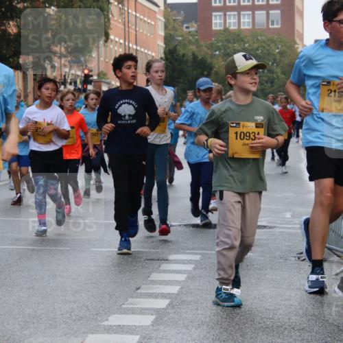 13.09.2026 - Kiel Lauf Markus Tischler http://msf.ph/oto/10448944 13.09.2026 08:55:20 Fleethörn 5545, 725, 11657, 2557, 58, 41384, 10934, 215 meine-sportfotos.de