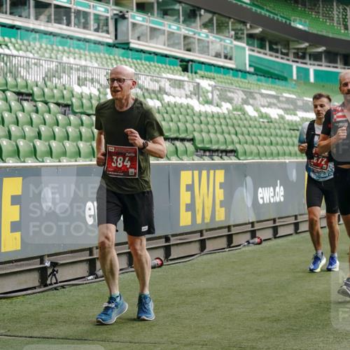 13.09.2026 - 21. swb-Marathon Bremen Michael Burmester http://msf.ph/oto/10449097 13.09.2026 12:48:12 Laufen im Stadion 382, 384, 572, 621, 826, 868, 889, 1349, 1554, 1872, 1925, 2266, 2538, 2605, 2646, 2844, 2956, 3110, 3118, 3127, 3196, 3242, 3276, 3284, 3297, 3424, 3466, 3520, 3794, 3910, 4025, 4082, 4239, 4614, 4712, 4729, 4732, 4808, 4992, 5424, 5517, 5725, 5803, 5976, 6025, 6053, 6058, 6686, 6708, 6784, 6951, 7064, 7102, 7399, 7538, 7636, 7803, 7814, 7871, 7876, 8060, 8334, 8611, 8621, 8706, 8877, 8973, 8980, 8981, 9010, 9035, 9061, 9429, 9689, 9813, 9918 meine-sportfotos.de