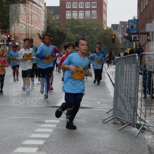 13.09.2026 - Kiel Lauf Markus Tischler http://msf.ph/oto/10449111 13.09.2026 08:56:27 Fleethörn 10847, 5003, 3665, 38, 9156, 11673, 12215 meine-sportfotos.de