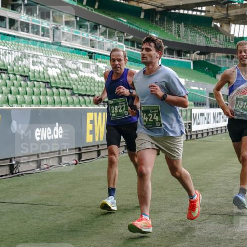 13.09.2026 - 21. swb-Marathon Bremen Michael Burmester http://msf.ph/oto/10449231 13.09.2026 12:48:17 Laufen im Stadion 382, 384, 524, 572, 621, 826, 868, 889, 1349, 1554, 1872, 1925, 2266, 2287, 2538, 2605, 2646, 2844, 2956, 3110, 3118, 3127, 3197, 3242, 3276, 3284, 3297, 3424, 3466, 3520, 3794, 3910, 4025, 4082, 4239, 4614, 4712, 4729, 4732, 4808, 4898, 4992, 5424, 5517, 5725, 5803, 5976, 6025, 6058, 6692, 6708, 6784, 6951, 7064, 7102, 7399, 7538, 7636, 7803, 7814, 7871, 7876, 8060, 8611, 8621, 8706, 8877, 8973, 8980, 8981, 9010, 9035, 9061, 9429, 9689, 9918 meine-sportfotos.de