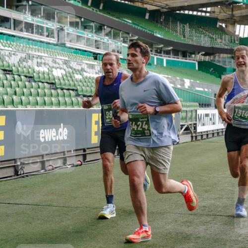 13.09.2026 - 21. swb-Marathon Bremen Michael Burmester http://msf.ph/oto/10449243 13.09.2026 12:48:18 Laufen im Stadion 382, 384, 524, 572, 621, 826, 868, 889, 1349, 1554, 1872, 1925, 2266, 2287, 2538, 2605, 2646, 2844, 2956, 3110, 3118, 3127, 3197, 3242, 3276, 3284, 3297, 3424, 3466, 3520, 3794, 3910, 4025, 4082, 4239, 4614, 4712, 4729, 4732, 4808, 4898, 4992, 5424, 5517, 5725, 5803, 5976, 6025, 6058, 6692, 6708, 6784, 6951, 7064, 7102, 7399, 7538, 7636, 7803, 7871, 7876, 8060, 8611, 8621, 8706, 8877, 8973, 8980, 8981, 9010, 9035, 9061, 9429, 9689, 9918 meine-sportfotos.de