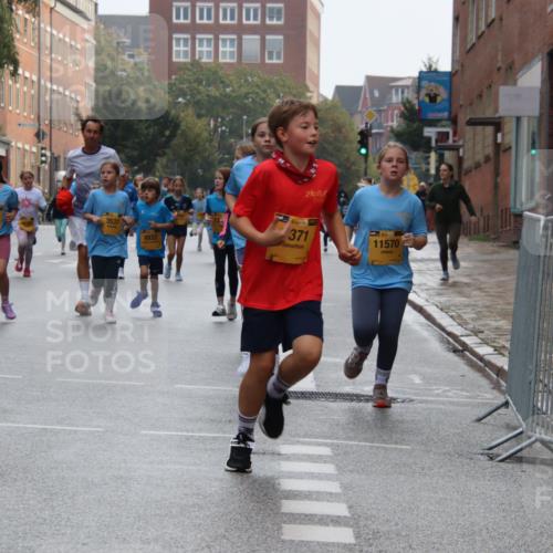 13.09.2026 - Kiel Lauf Markus Tischler http://msf.ph/oto/10449421 13.09.2026 08:58:43 Fleethörn 2586, 3537, 8932, 371, 11570 meine-sportfotos.de