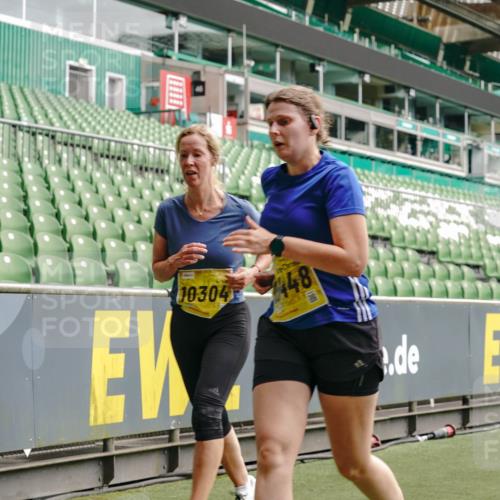 13.09.2026 - 21. swb-Marathon Bremen Michael Burmester http://msf.ph/oto/10449457 13.09.2026 10:30:42 Laufen im Stadion 10141, 10146, 10162, 10174, 10193, 10218, 10222, 10227, 10233, 10253, 10281, 10284, 10304, 10334, 10339, 10359, 10381, 10392, 10448, 10452, 10467, 10471, 10478, 10479, 10515, 10537, 10577, 10579, 10585, 10588, 10626, 10641, 10652, 10684, 10685, 10708, 10714, 10734, 10757, 10761, 10764, 10765, 10780, 10808, 10821, 10822, 10825, 10827, 10837, 10838, 10862, 10863, 10884, 10886, 10887, 10906, 10966, 10984, 11002, 11038, 11109, 11350, 11379 meine-sportfotos.de