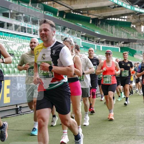 13.09.2026 - 21. swb-Marathon Bremen Michael Burmester http://msf.ph/oto/10449480 13.09.2026 13:09:06 Laufen im Stadion 164, 383, 391, 448, 532, 549, 551, 563, 625, 800, 808, 813, 884, 898, 911, 1025, 1072, 1124, 1150, 1210, 1285, 1289, 1395, 1398, 1559, 1688, 1831, 1880, 1899, 2003, 2041, 2208, 2215, 2229, 2232, 2243, 2366, 2380, 2405, 2413, 2429, 2441, 2467, 2471, 2525, 2565, 2573, 2594, 2611, 2635, 2692, 2717, 2727, 2782, 2802, 2823, 2831, 2841, 2866, 2897, 2930, 2931, 2941, 3032, 3291, 3316, 3327, 3333, 3398, 3437, 3707, 3769, 109 meine-sportfotos.de