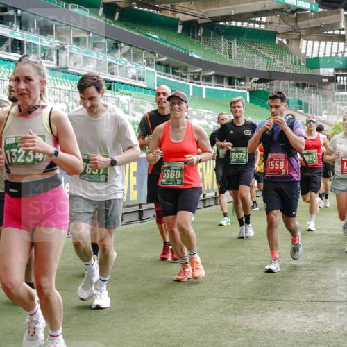 13.09.2026 - 21. swb-Marathon Bremen Michael Burmester http://msf.ph/oto/10449517 13.09.2026 13:09:07 Laufen im Stadion 164, 383, 391, 448, 532, 549, 551, 563, 625, 800, 808, 813, 869, 884, 898, 911, 1025, 1072, 1124, 1150, 1210, 1285, 1289, 1395, 1398, 1559, 1688, 1831, 1880, 1899, 2003, 2041, 2208, 2215, 2229, 2232, 2243, 2366, 2380, 2413, 2429, 2441, 2467, 2471, 2525, 2573, 2594, 2611, 2635, 2692, 2717, 2727, 2782, 2802, 2823, 2831, 2841, 2866, 2897, 2930, 2931, 2941, 3032, 3291, 3316, 3327, 3333, 3398, 3437, 3707, 3769, 109 meine-sportfotos.de