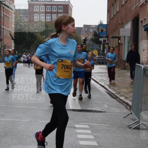 13.09.2026 - Kiel Lauf Markus Tischler http://msf.ph/oto/10449559 13.09.2026 09:00:02 Fleethörn 2553, 3592, 38, 7062, 287, 33 meine-sportfotos.de