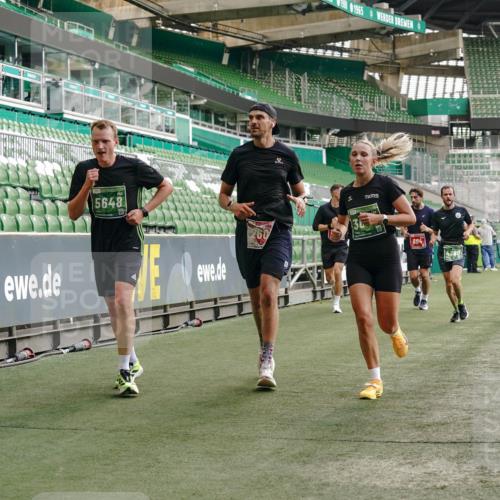 13.09.2026 - 21. swb-Marathon Bremen Michael Burmester http://msf.ph/oto/10449665 13.09.2026 12:48:34 Laufen im Stadion 382, 384, 524, 572, 621, 826, 889, 899, 1349, 1723, 1748, 1872, 1925, 2266, 2287, 2605, 2646, 2844, 2956, 3043, 3110, 3118, 3127, 3197, 3242, 3276, 3284, 3297, 3330, 3466, 3794, 3910, 3973, 4025, 4082, 4239, 4247, 4614, 4712, 4729, 4732, 4852, 4898, 4990, 4992, 5424, 5517, 5570, 5648, 5803, 5976, 6025, 6058, 6692, 6708, 6784, 6951, 7064, 7399, 7538, 7636, 7803, 7876, 8060, 8611, 8621, 8706, 8877, 8973, 8980, 8981, 9010, 9035, 9061, 9429, 9689, 9918 meine-sportfotos.de