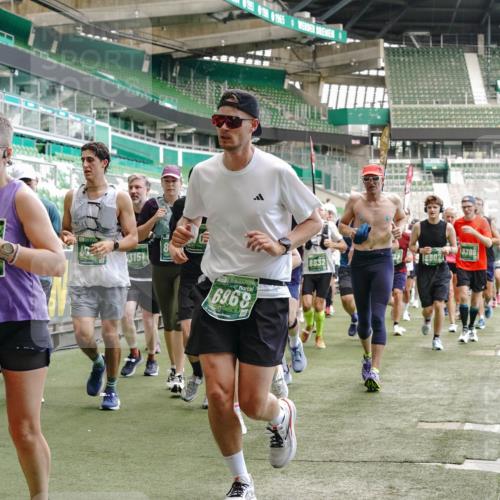 13.09.2026 - 21. swb-Marathon Bremen Michael Burmester http://msf.ph/oto/10449837 13.09.2026 13:09:11 Laufen im Stadion 164, 383, 391, 448, 532, 549, 551, 563, 625, 800, 808, 813, 869, 884, 898, 911, 1025, 1072, 1124, 1150, 1180, 1285, 1289, 1395, 1398, 1559, 1688, 1831, 1880, 1899, 2003, 2041, 2208, 2215, 2229, 2232, 2243, 2366, 2380, 2413, 2429, 2441, 2467, 2471, 2525, 2573, 2594, 2611, 2635, 2692, 2717, 2727, 2782, 2802, 2823, 2831, 2841, 2866, 2897, 2920, 2930, 2931, 2941, 3032, 3063, 3086, 3291, 3316, 3327, 3333, 3398, 3437, 3707, 3769, 109 meine-sportfotos.de