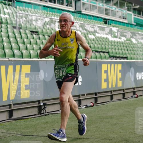 13.09.2026 - 21. swb-Marathon Bremen Michael Burmester http://msf.ph/oto/10449953 13.09.2026 12:48:48 Laufen im Stadion 382, 384, 524, 572, 621, 826, 889, 899, 1349, 1723, 1748, 1872, 1925, 2266, 2287, 2605, 2750, 2844, 2909, 2956, 3043, 3110, 3127, 3197, 3242, 3276, 3330, 3466, 3794, 3910, 3973, 4033, 4082, 4247, 4614, 4712, 4732, 4743, 4852, 4898, 4990, 4992, 5424, 5517, 5570, 5594, 5648, 5803, 6025, 6058, 6692, 6708, 6784, 6842, 6951, 7064, 7399, 7538, 7636, 7803, 7876, 8611, 8621, 8706, 8877, 8973, 8980, 8981, 9010, 9035, 9429, 9689 meine-sportfotos.de
