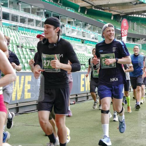 13.09.2026 - 21. swb-Marathon Bremen Michael Burmester http://msf.ph/oto/10450010 13.09.2026 13:09:13 Laufen im Stadion 164, 383, 391, 448, 532, 549, 551, 563, 625, 800, 808, 813, 869, 884, 898, 1025, 1072, 1124, 1150, 1180, 1285, 1289, 1395, 1398, 1559, 1688, 1831, 1880, 1899, 2003, 2041, 2208, 2215, 2229, 2232, 2243, 2366, 2380, 2413, 2429, 2441, 2467, 2471, 2525, 2573, 2594, 2611, 2635, 2692, 2714, 2717, 2727, 2782, 2802, 2823, 2841, 2866, 2897, 2920, 2930, 2931, 2941, 3032, 3063, 3086, 3291, 3316, 3327, 3333, 3398, 3437, 3707, 3769, 109 meine-sportfotos.de