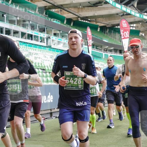 13.09.2026 - 21. swb-Marathon Bremen Michael Burmester http://msf.ph/oto/10450030 13.09.2026 13:09:14 Laufen im Stadion 164, 383, 391, 448, 532, 549, 551, 563, 625, 800, 808, 813, 869, 884, 898, 1025, 1072, 1124, 1150, 1180, 1285, 1289, 1395, 1398, 1559, 1688, 1831, 1880, 1899, 2041, 2208, 2215, 2229, 2232, 2243, 2366, 2380, 2413, 2429, 2441, 2467, 2471, 2525, 2573, 2594, 2611, 2635, 2692, 2714, 2717, 2727, 2782, 2802, 2823, 2841, 2866, 2897, 2920, 2930, 2931, 2941, 3032, 3063, 3086, 3291, 3316, 3327, 3333, 3398, 3437, 3707, 3769, 109 meine-sportfotos.de