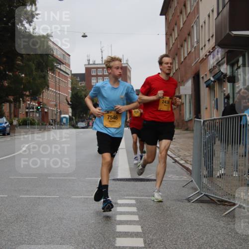 13.09.2026 - Kiel Lauf Markus Tischler http://msf.ph/oto/10450072 13.09.2026 09:36:54 Fleethörn 7546, 3866, 2430 meine-sportfotos.de