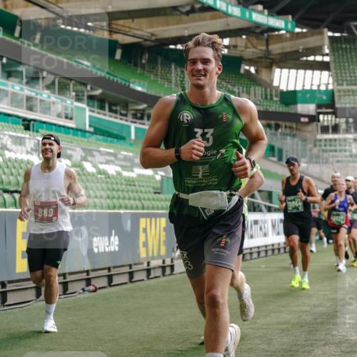 13.09.2026 - 21. swb-Marathon Bremen Michael Burmester http://msf.ph/oto/10450095 13.09.2026 12:48:56 Laufen im Stadion 382, 384, 524, 572, 779, 826, 889, 899, 1349, 1723, 1748, 1872, 1925, 2266, 2287, 2605, 2750, 2844, 2909, 2956, 3043, 3110, 3127, 3197, 3242, 3276, 3330, 3466, 3794, 3910, 3973, 4033, 4082, 4247, 4384, 4614, 4712, 4732, 4743, 4852, 4898, 4990, 5424, 5517, 5570, 5594, 5648, 5803, 6025, 6058, 6692, 6708, 6842, 6951, 7064, 7109, 7399, 7538, 7636, 7803, 7876, 8611, 8621, 8706, 8877, 8973, 8980, 8981, 9010, 9035, 9429 meine-sportfotos.de