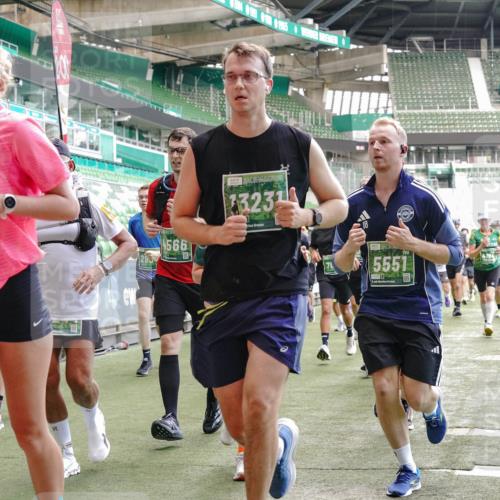 13.09.2026 - 21. swb-Marathon Bremen Michael Burmester http://msf.ph/oto/10450177 13.09.2026 13:09:17 Laufen im Stadion 164, 383, 391, 448, 532, 549, 551, 563, 625, 800, 808, 813, 869, 884, 898, 1025, 1072, 1124, 1150, 1180, 1285, 1289, 1395, 1398, 1559, 1688, 1831, 1880, 1899, 2041, 2208, 2215, 2229, 2232, 2243, 2366, 2380, 2413, 2429, 2441, 2467, 2471, 2525, 2573, 2594, 2611, 2635, 2692, 2714, 2717, 2727, 2782, 2785, 2823, 2841, 2866, 2897, 2920, 2930, 2931, 2941, 3032, 3063, 3086, 3291, 3316, 3327, 3333, 3398, 3437, 3707, 3769, 109 meine-sportfotos.de