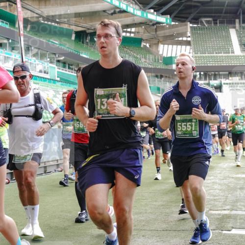 13.09.2026 - 21. swb-Marathon Bremen Michael Burmester http://msf.ph/oto/10450194 13.09.2026 13:09:17 Laufen im Stadion 164, 383, 391, 448, 532, 549, 551, 563, 625, 800, 808, 813, 869, 884, 898, 1025, 1072, 1124, 1150, 1180, 1285, 1289, 1395, 1398, 1559, 1688, 1831, 1880, 1899, 2041, 2208, 2215, 2229, 2232, 2243, 2366, 2380, 2413, 2429, 2441, 2467, 2471, 2525, 2573, 2594, 2611, 2635, 2692, 2714, 2717, 2727, 2782, 2785, 2823, 2841, 2866, 2897, 2920, 2930, 2931, 2941, 3032, 3063, 3086, 3291, 3316, 3327, 3333, 3398, 3437, 3707, 3769, 109 meine-sportfotos.de