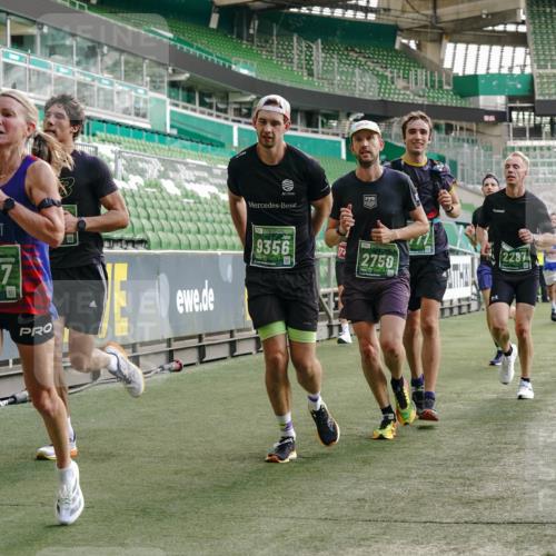 13.09.2026 - 21. swb-Marathon Bremen Michael Burmester http://msf.ph/oto/10450246 13.09.2026 12:49:01 Laufen im Stadion 382, 384, 524, 572, 779, 826, 889, 899, 1349, 1517, 1723, 1748, 1872, 1925, 2287, 2605, 2750, 2844, 2909, 2956, 3043, 3110, 3127, 3197, 3242, 3276, 3330, 3466, 3794, 3910, 3973, 4033, 4082, 4247, 4384, 4712, 4732, 4743, 4852, 4898, 4990, 5424, 5517, 5570, 5585, 5594, 5648, 5803, 6025, 6058, 6692, 6708, 6842, 6951, 7064, 7109, 7115, 7399, 7538, 7636, 7803, 7876, 8611, 8621, 8706, 8877, 8973, 8980, 8981, 9010, 9035, 9429 meine-sportfotos.de