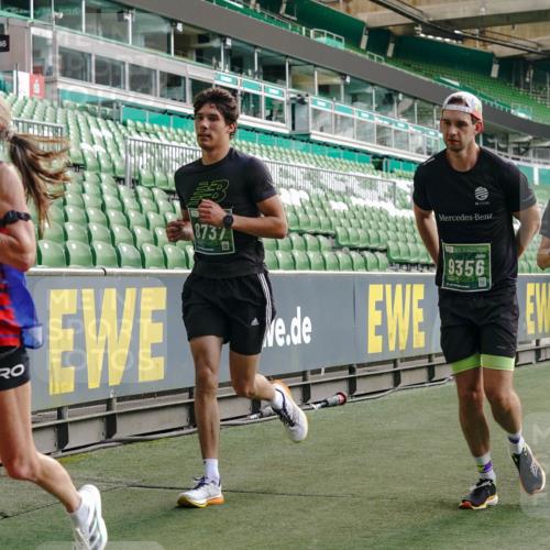 13.09.2026 - 21. swb-Marathon Bremen Michael Burmester http://msf.ph/oto/10450267 13.09.2026 12:49:01 Laufen im Stadion 382, 384, 524, 572, 779, 826, 889, 899, 1349, 1517, 1723, 1748, 1872, 1925, 2287, 2605, 2750, 2844, 2909, 2956, 3043, 3110, 3127, 3197, 3242, 3276, 3330, 3466, 3794, 3910, 3973, 4033, 4082, 4247, 4384, 4712, 4732, 4743, 4852, 4898, 4990, 5424, 5517, 5570, 5585, 5594, 5648, 5803, 6025, 6058, 6692, 6708, 6842, 6951, 7064, 7109, 7115, 7399, 7538, 7636, 7803, 7876, 8611, 8621, 8706, 8877, 8973, 8980, 8981, 9010, 9035, 9429 meine-sportfotos.de
